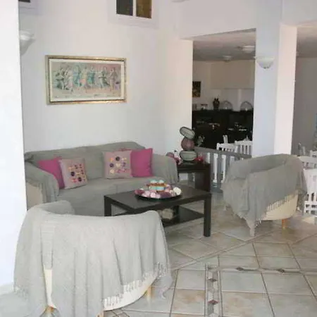 9 Muses Hotel apartamentowy 2*