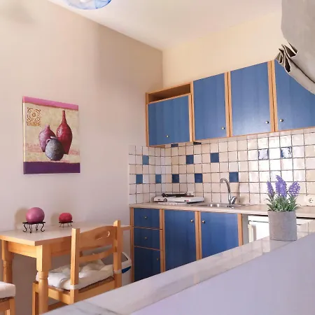 9 Muses Apartahotel 2*