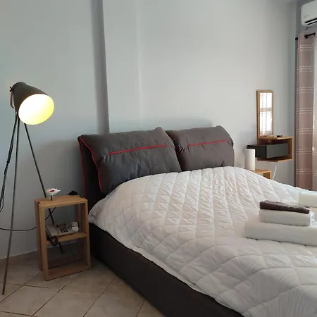 9 Muses 2* Agia Pelagia (Kythira)