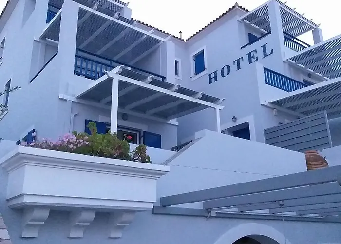 9 Muses Aparthotel